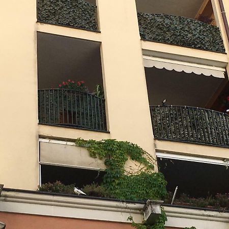 Flowers Apartment บารี ภายนอก รูปภาพ