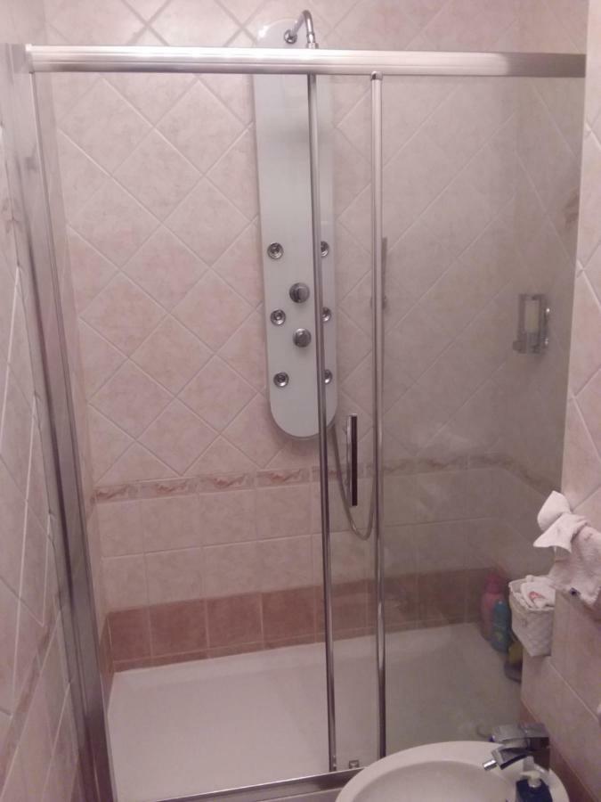 Flowers Apartment บารี ภายนอก รูปภาพ