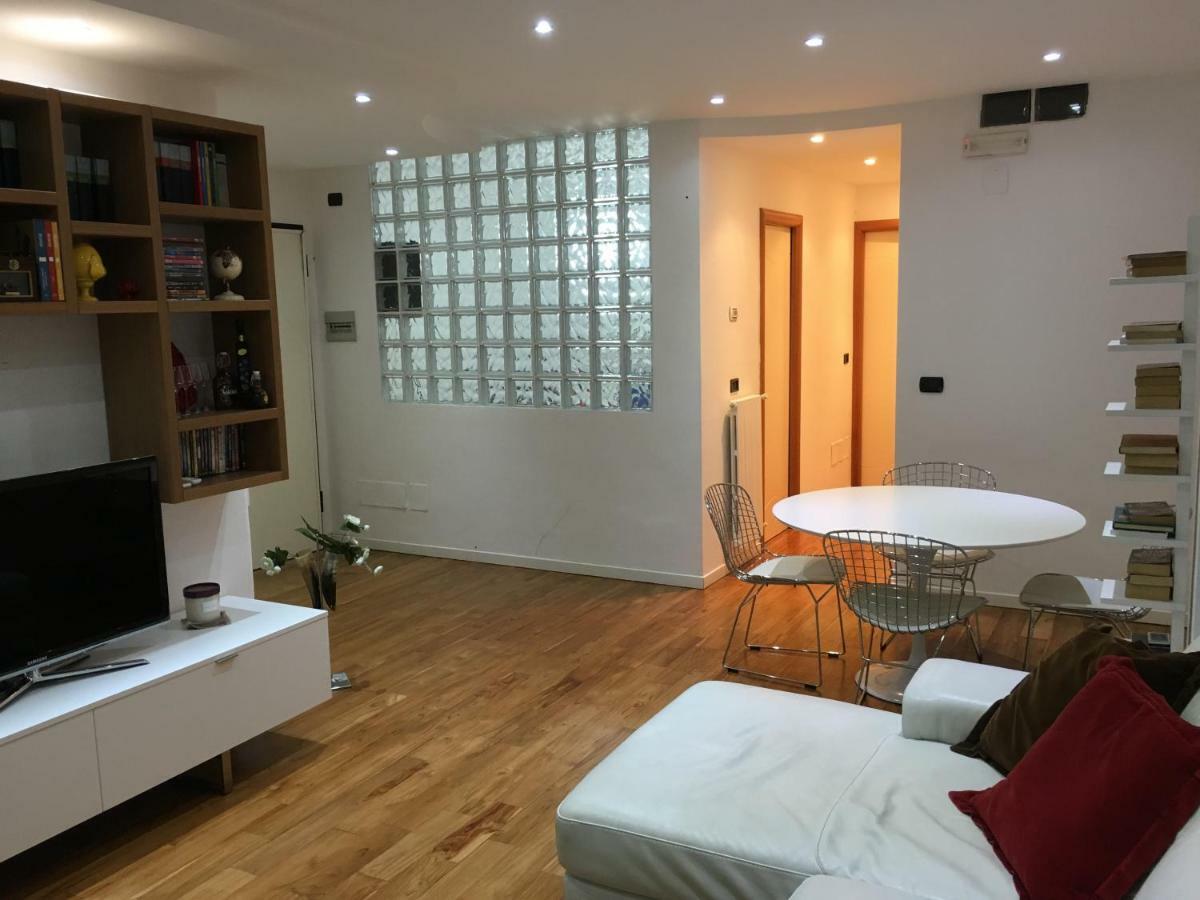 Flowers Apartment บารี ภายนอก รูปภาพ